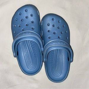 Womens Blue Crocs Size 4-5